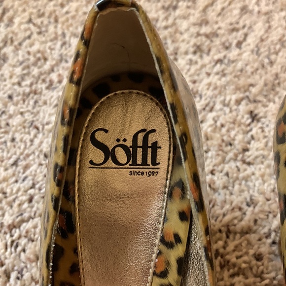 Sofft. Shoes.   Size 9. Animal print.  Excellent condition - Picture 7 of 9